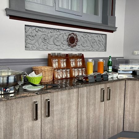 Logierhaus Extra Hotel นอร์เดอร์ไน ภายนอก รูปภาพ