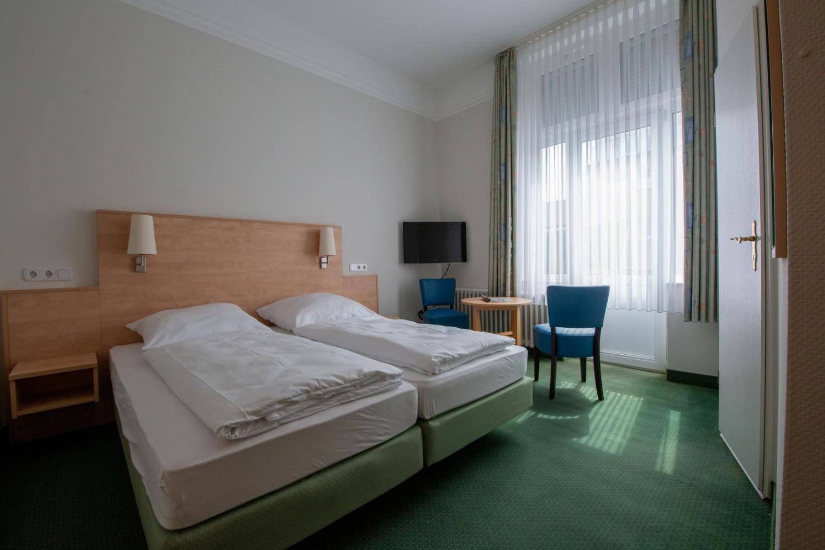 Logierhaus Extra Hotel นอร์เดอร์ไน ภายนอก รูปภาพ