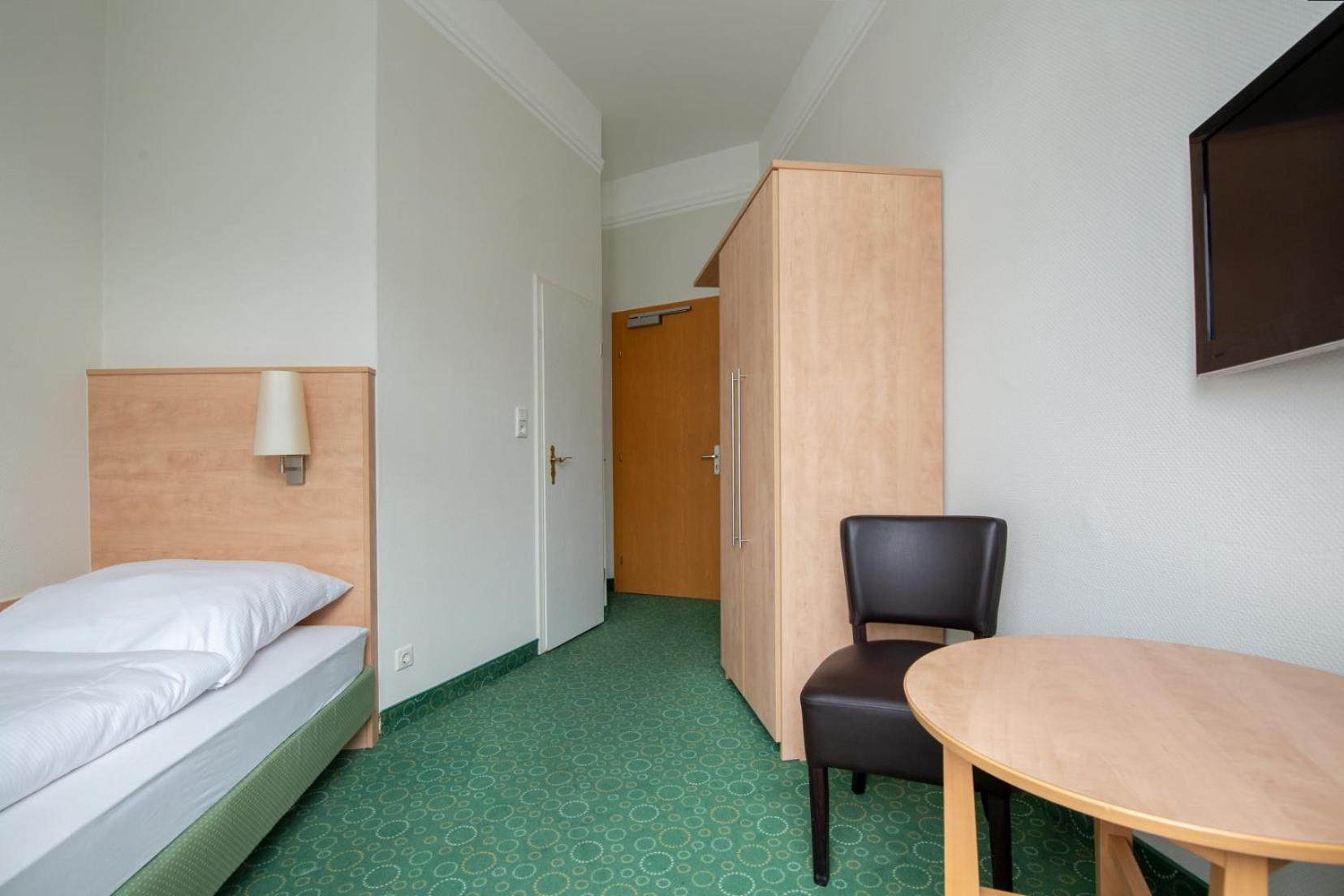 Logierhaus Extra Hotel นอร์เดอร์ไน ภายนอก รูปภาพ