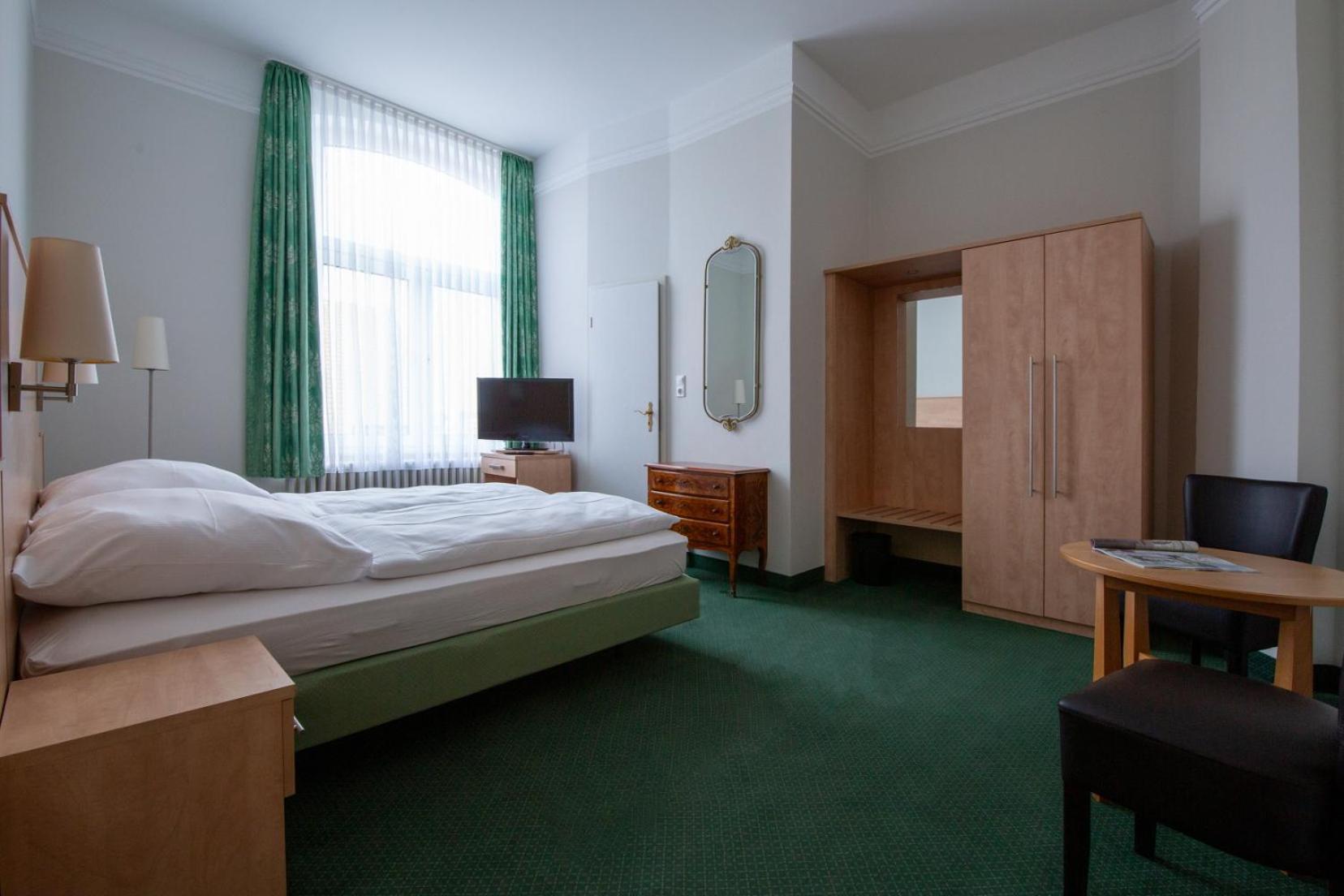 Logierhaus Extra Hotel นอร์เดอร์ไน ภายนอก รูปภาพ