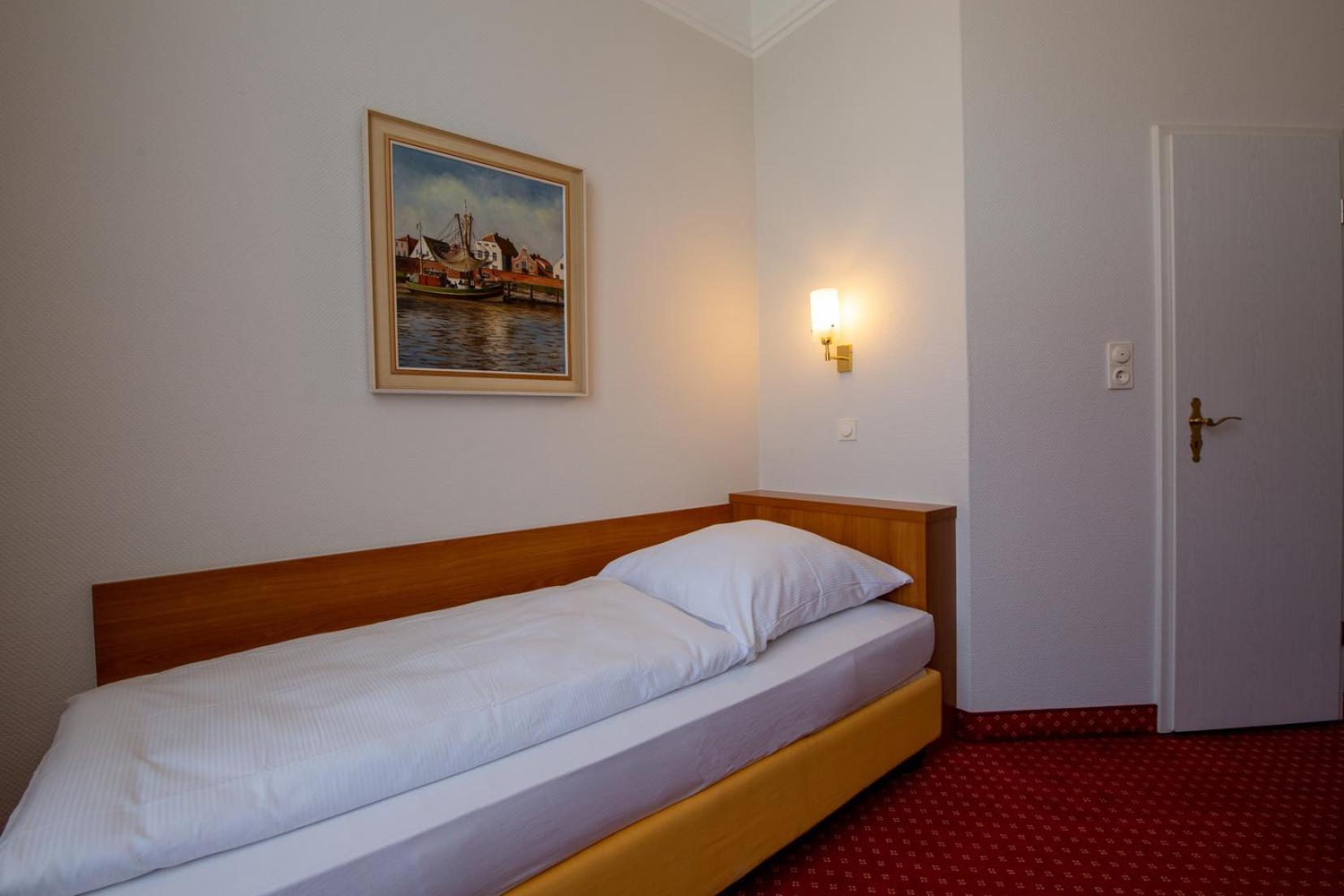 Logierhaus Extra Hotel นอร์เดอร์ไน ภายนอก รูปภาพ