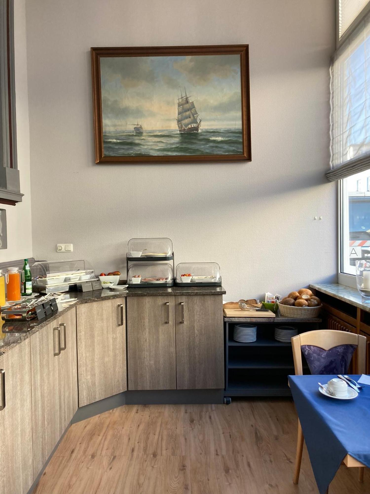 Logierhaus Extra Hotel นอร์เดอร์ไน ภายนอก รูปภาพ